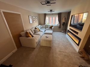 Lounge- click for photo gallery